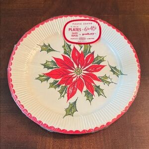 Poinsettia Christmas Vintage Paper Plates by pakay Dudley Dewart Made in USA